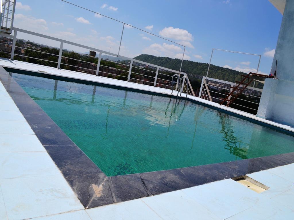 Ardency Inn Udajpur Zewnętrze zdjęcie